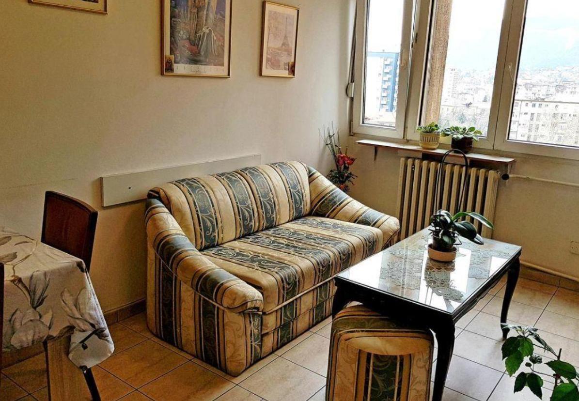 Stan vo Centar 87m2 so 2 spalni