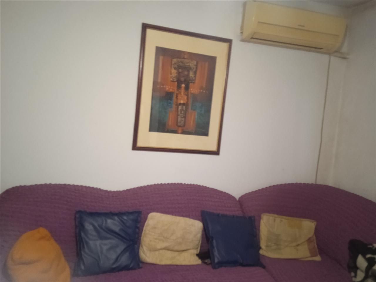 Prodavam renoviran namesten stan vo Karpos 2