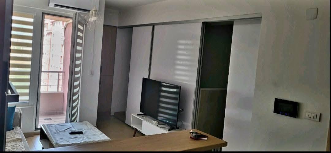 Se prodava namesten stan 32m2 vo Aerodrom