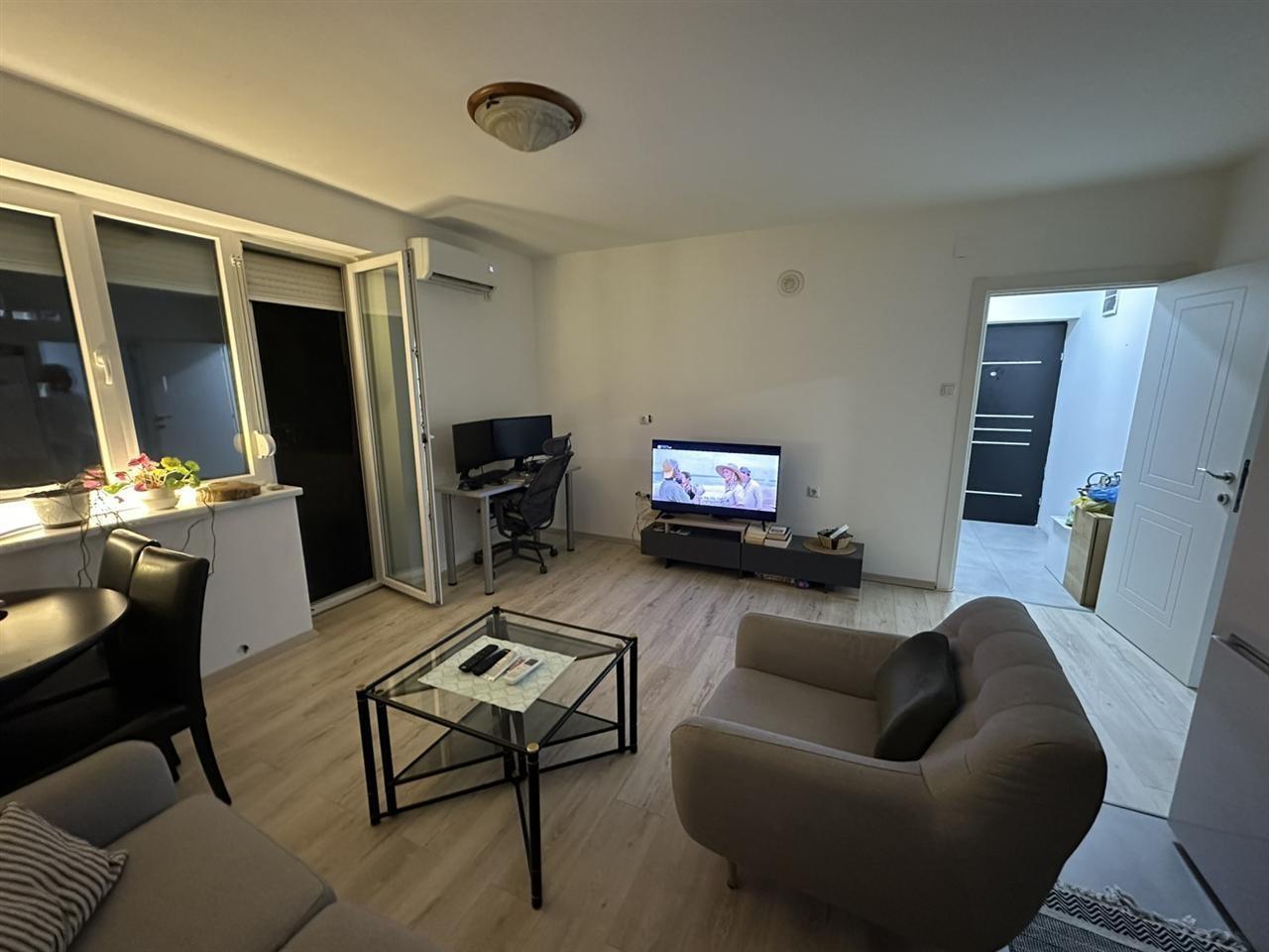Se prodava namesten stan 43m2 vo Kisela Voda