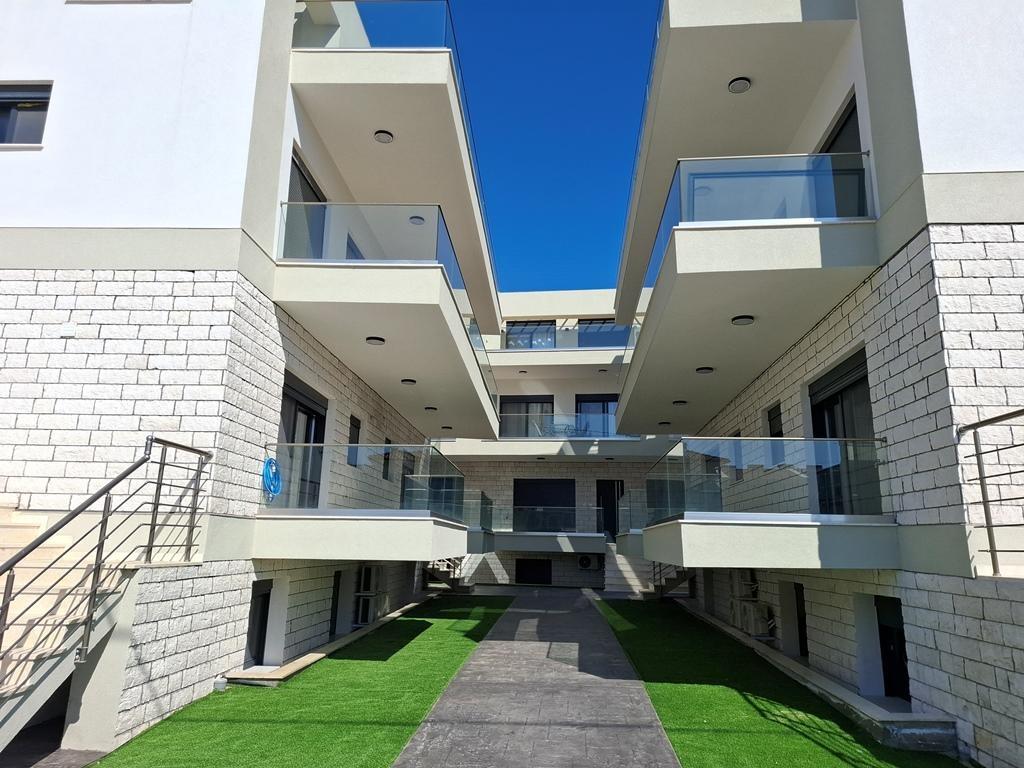 Maisonette for sale