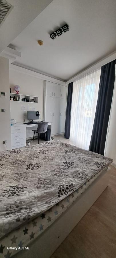 A 98m2 apartment is for sale in Javahir Tower B