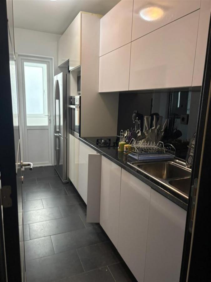 A 79m2 apartment in Aerodrom is for sale