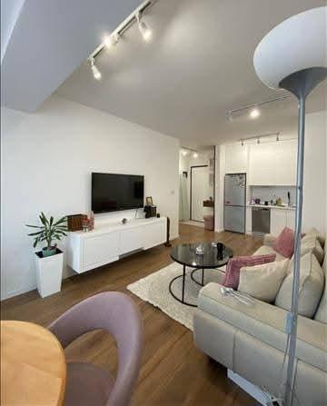 SAVIĆ IS SELLING AN APARTMENT IN CHROME