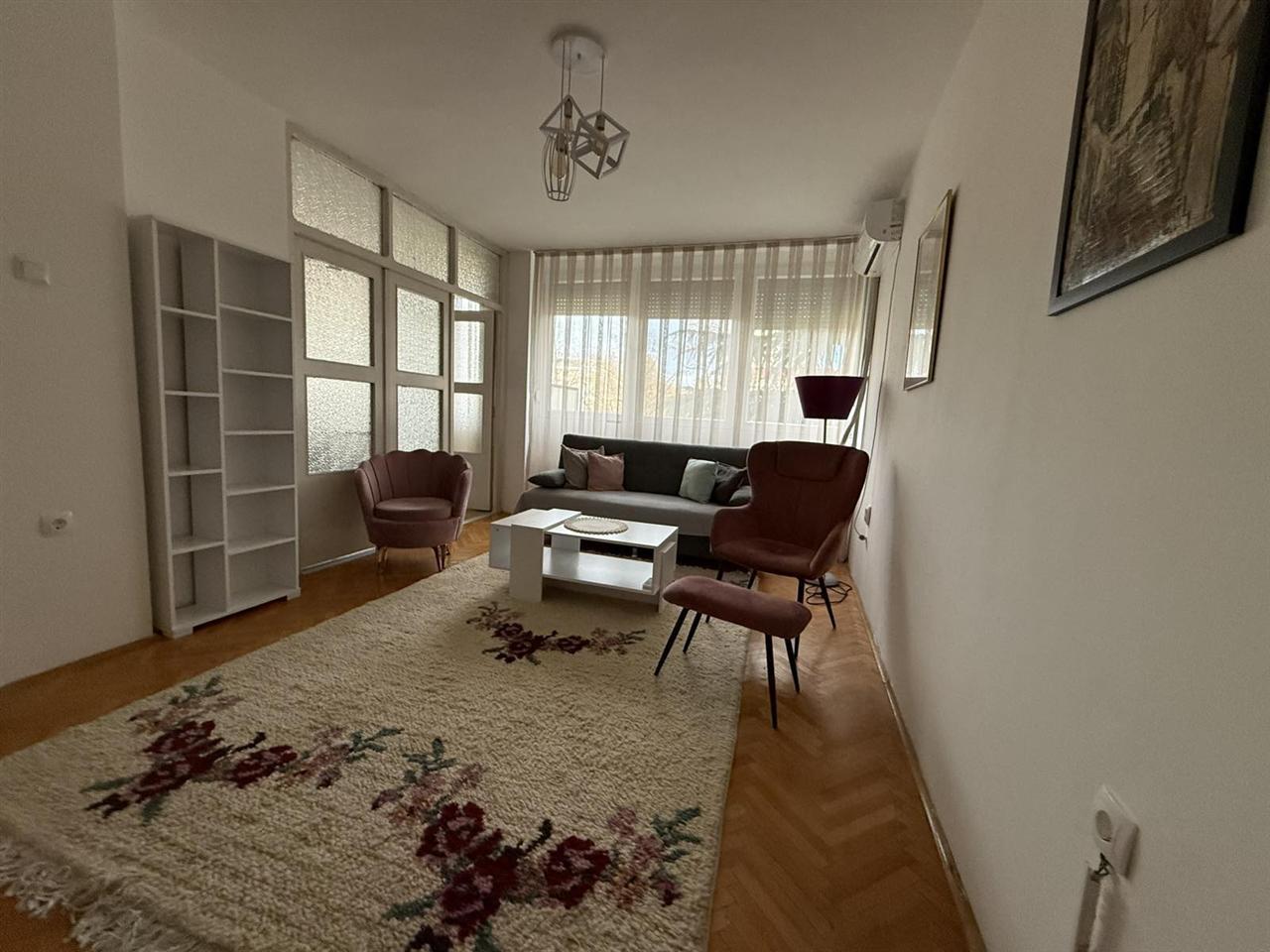 Taftalidze 60m2 partizanska sproti Antiko