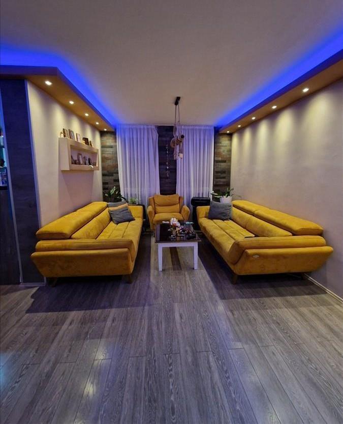 Renoviran stan od 73m2 so dve spalni sobi vo N.Lisice