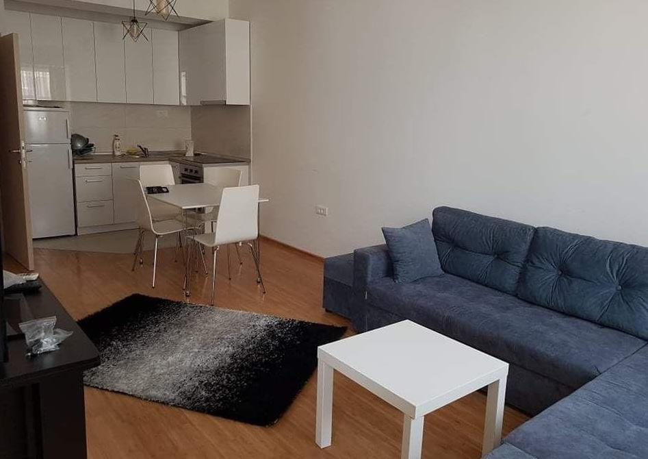 Se prodava namesten stan 43m2 vo Aleksandrija