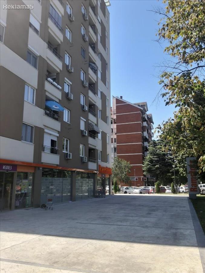 Se prodava stan 72m2 Golden Art