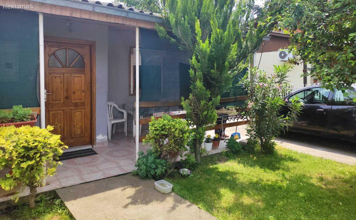 A shed is for sale in the Lisice neighborhood