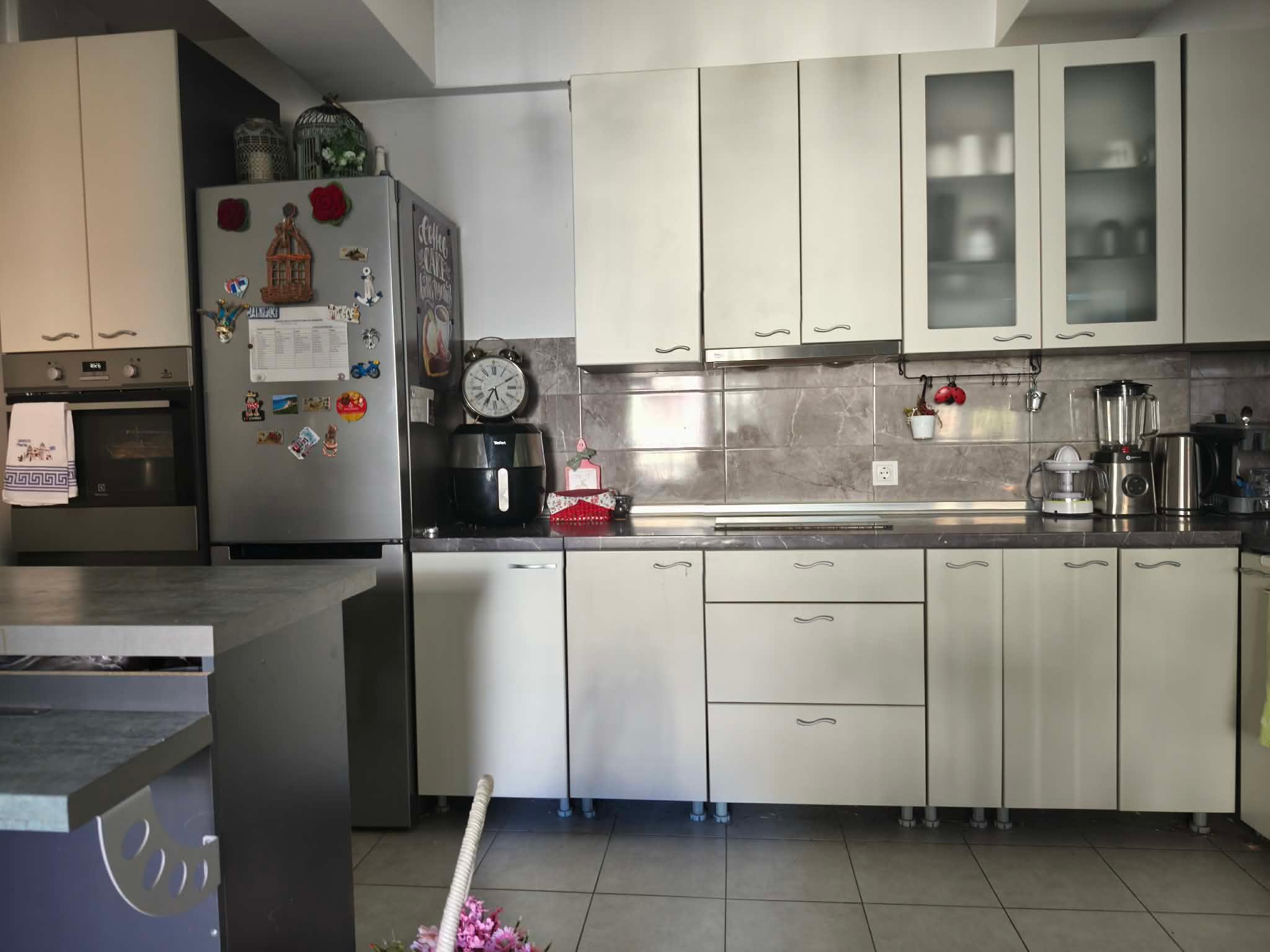 SE PRODAVA STAN KAJ STARA RAMPA WITH GARAGE