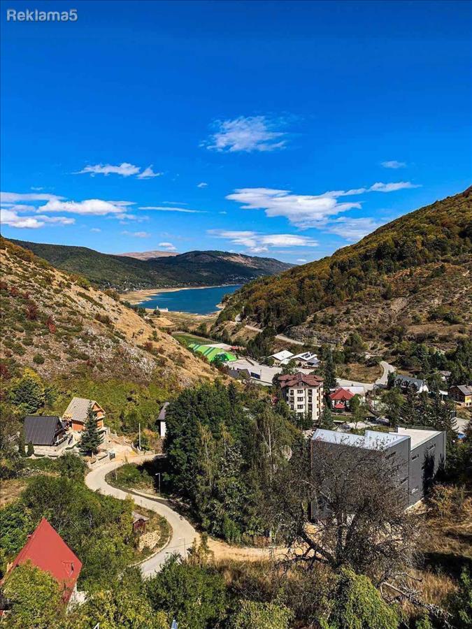 Furnished apartment for sale in Mavrovo
