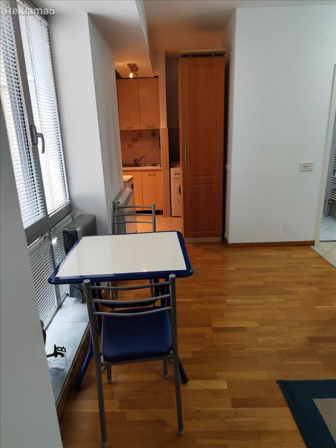 D.Malo stan od 25m2