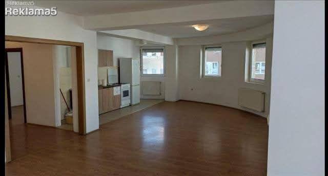 We are selling a 2-bedroom apartment with the possibility of a 3-bedroom 77m2, Kapistec