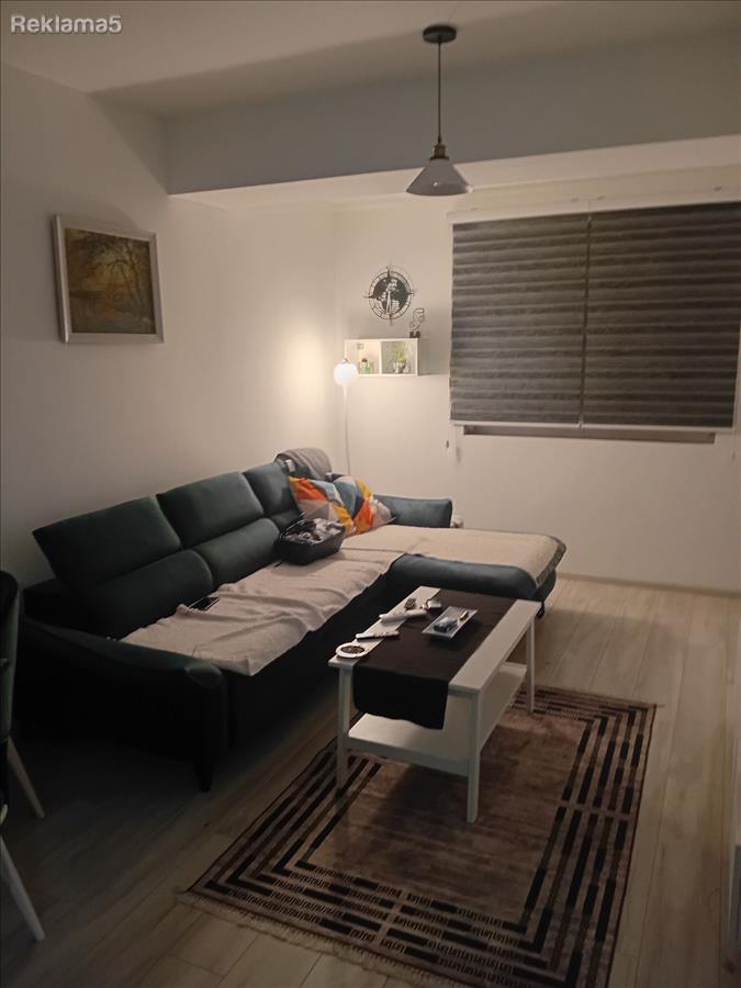 Se prodava namesten stan 48m2 kaj Mercedes