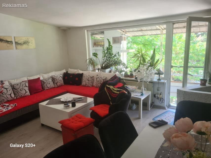 APARTMENT FOR SALE IN MICHURIN