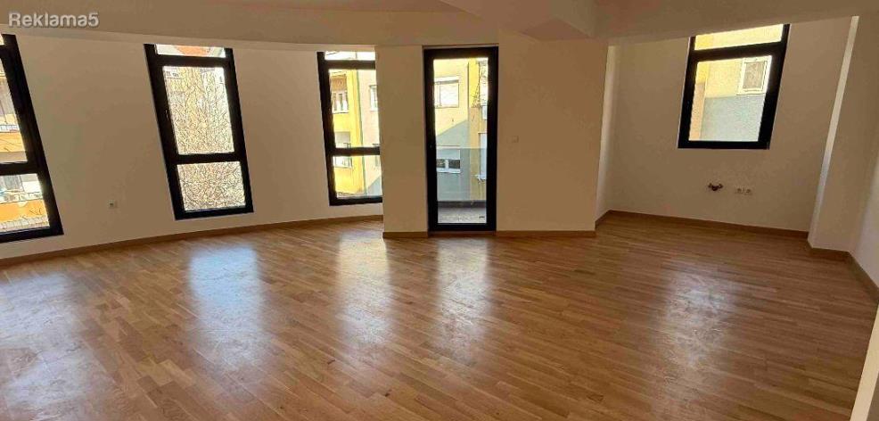 Apartment for sale in Debar Maalo 86m2