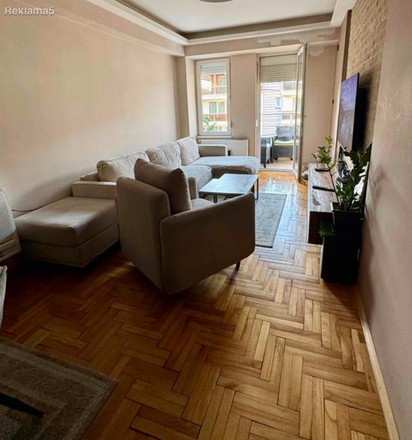 Stan vo Crnice 79m2 so 2 spalni novogradba