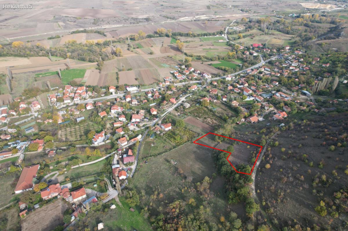 Niva in Dobrošane, location-cadastre in description!