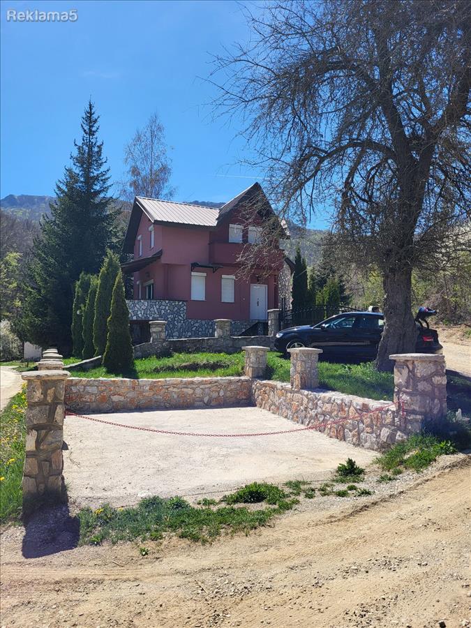 Cottage for sale - top location