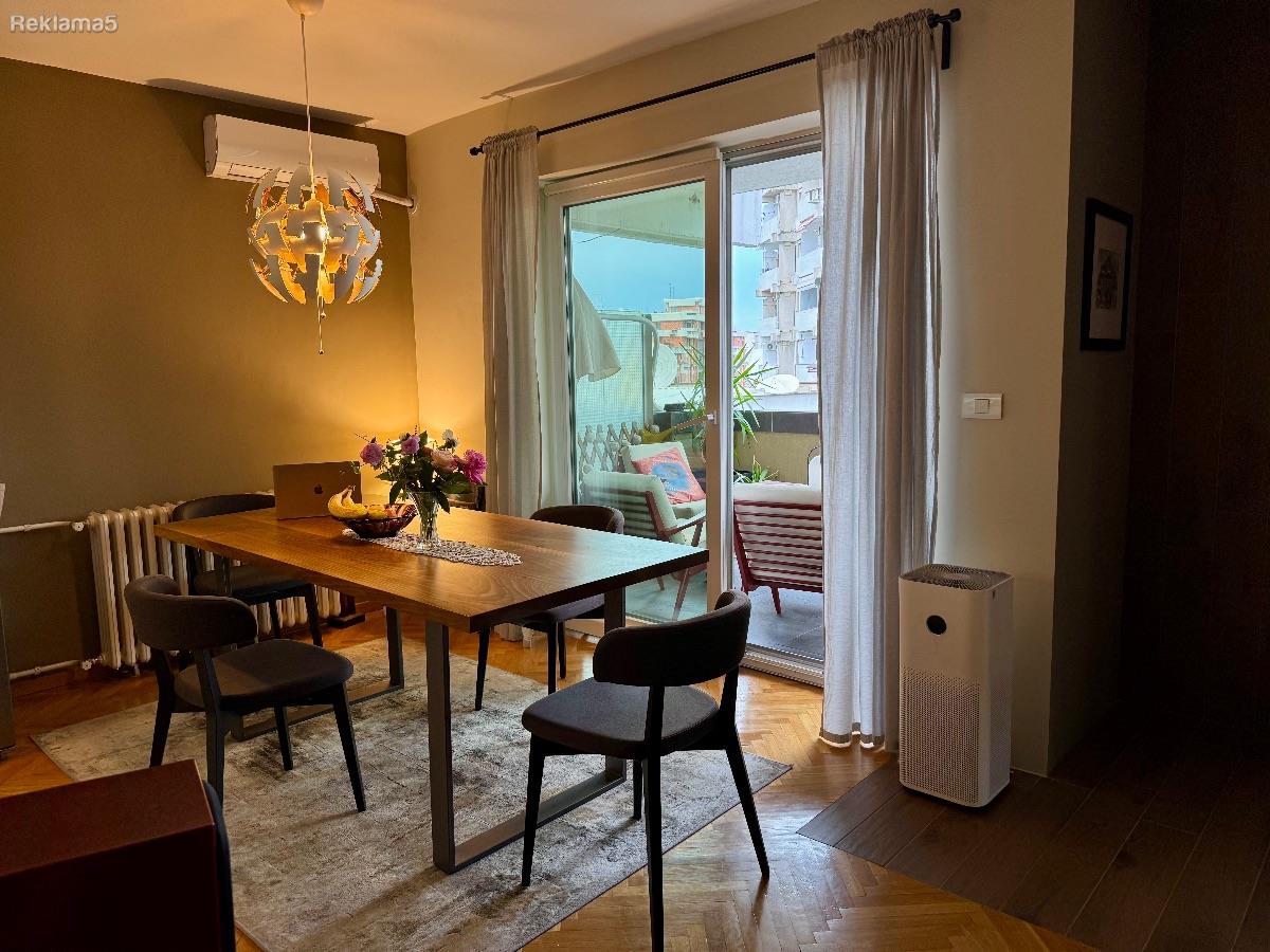 Prodavam 85 m2 stan vo centar kaj Soborna - Gradski Zid