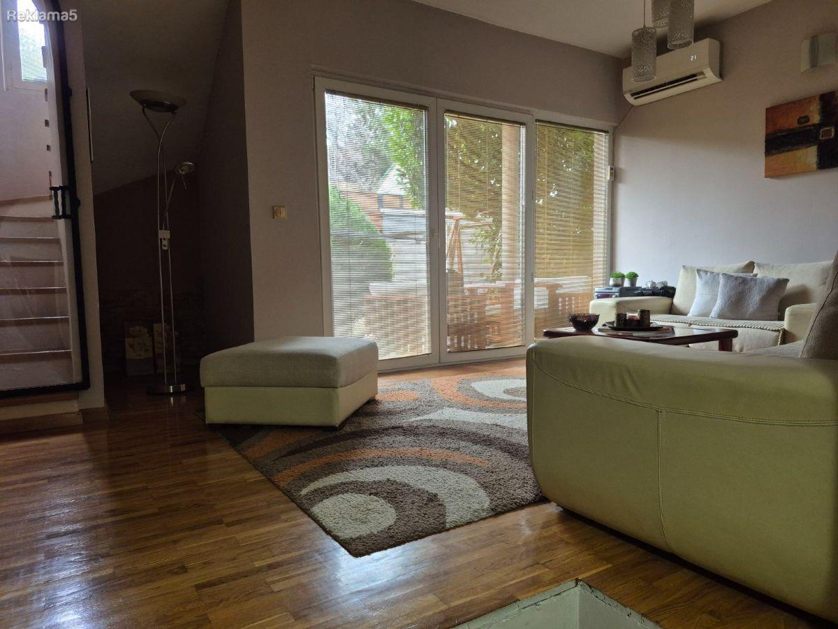 Se prodava kukja vo Kozle 120m2