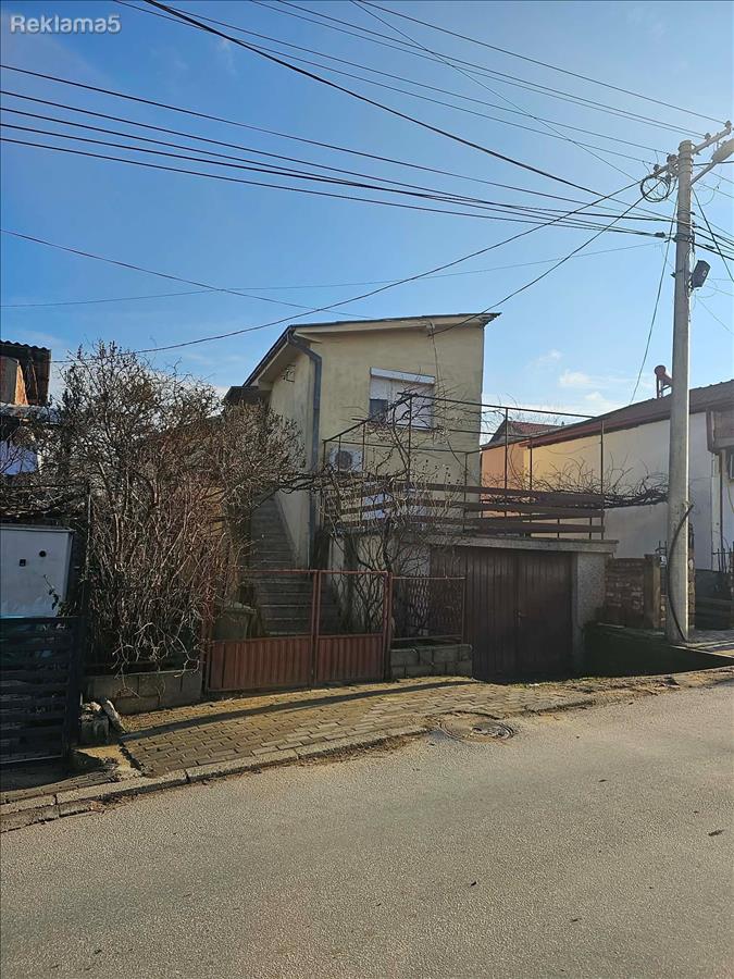 House for sale, Se prodava kuka