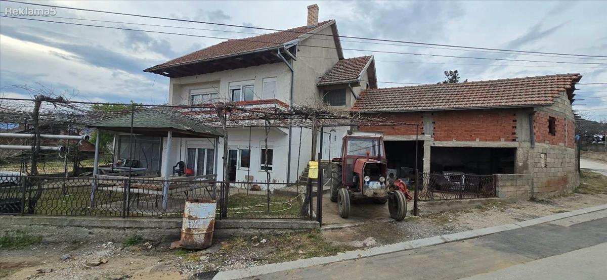 House for sale in Bogdanci!