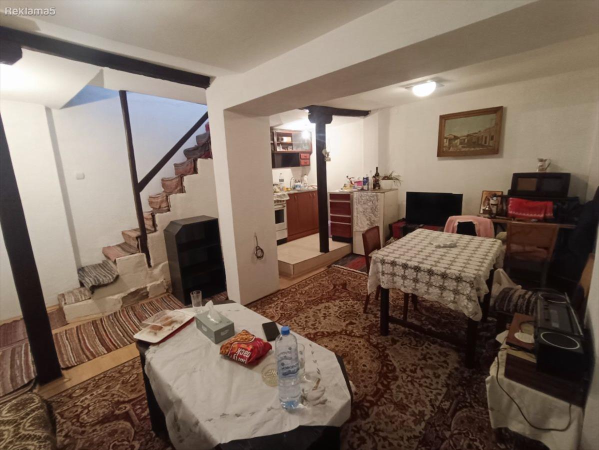 I am selling a house in the center of Shtip