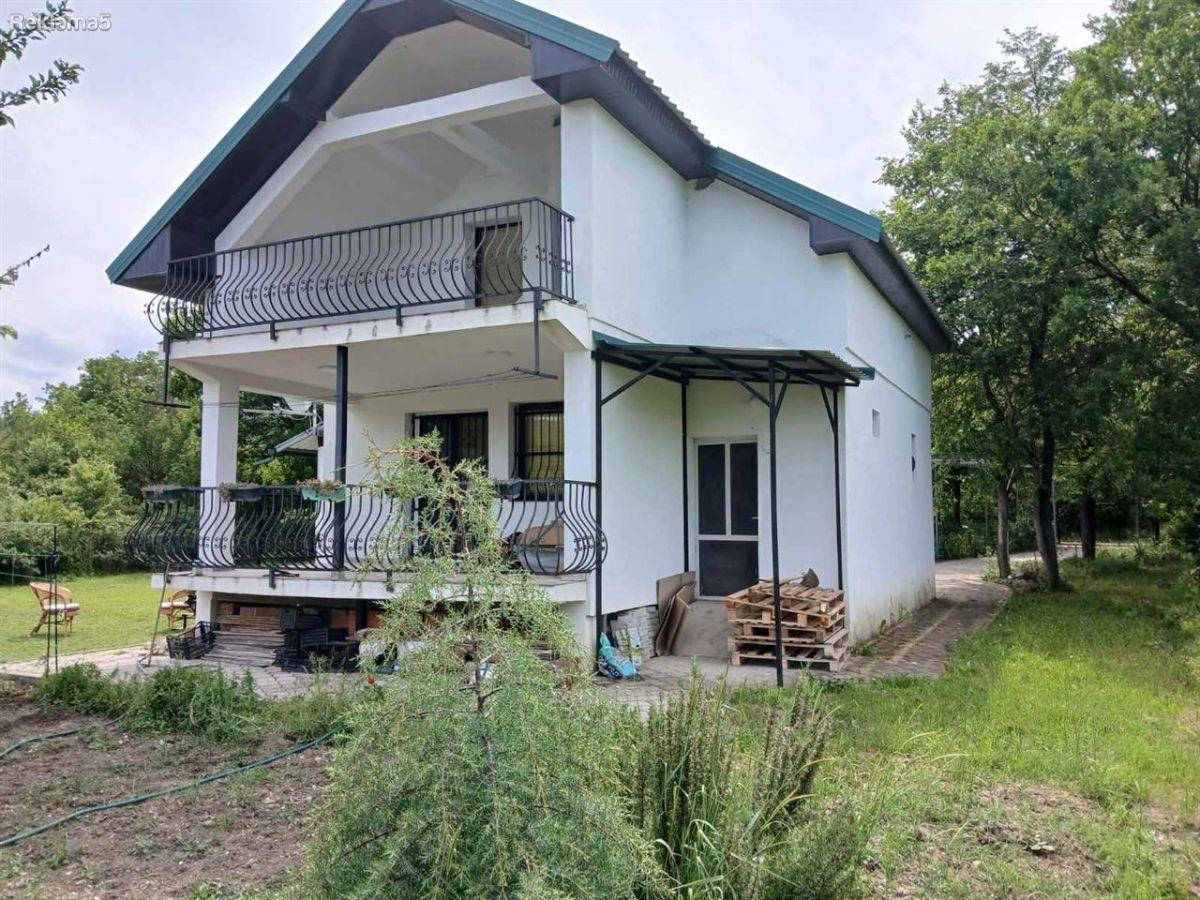 Kukja vo Katlanovo - Badar
