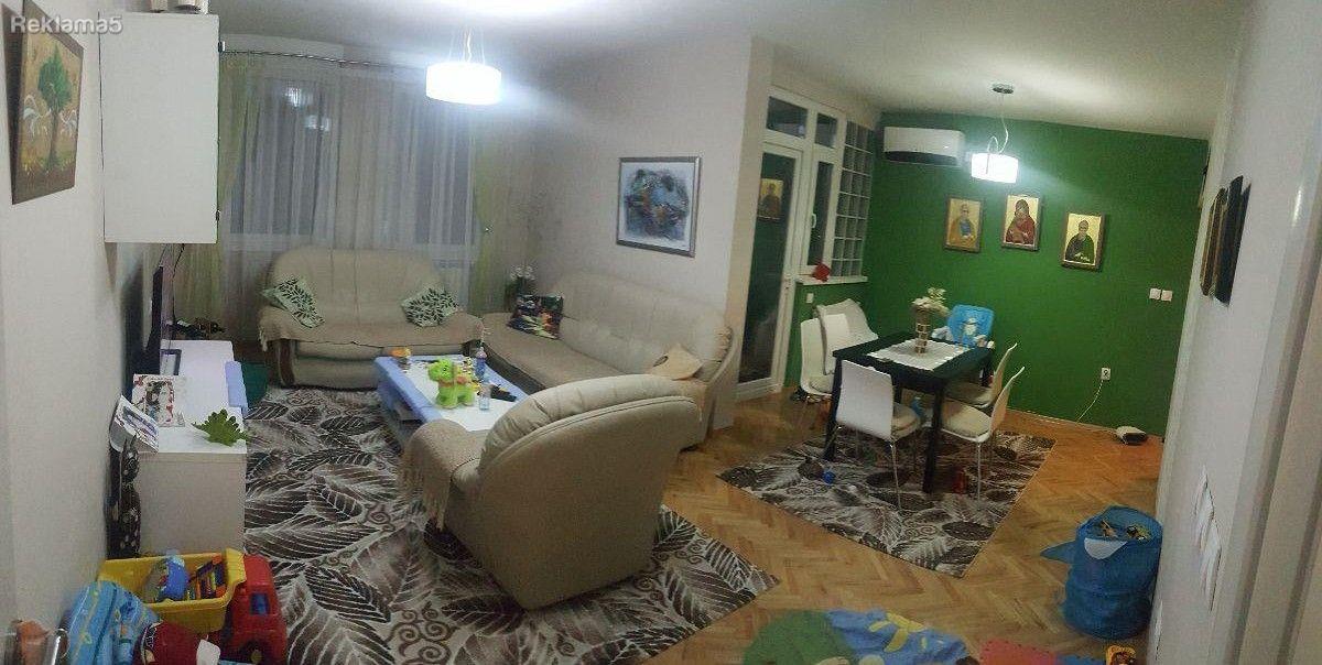 Se prodava namesten stan 84m2 vo Novo Lisiche