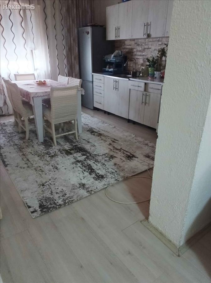 House with a yard Prilep 302m² €65,000