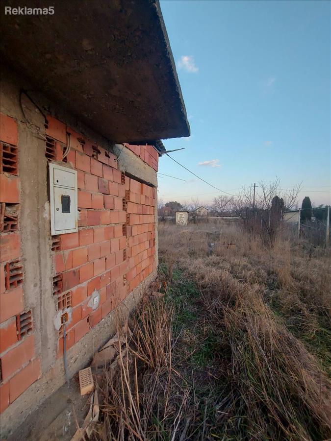 Volkovo kon Orman, object=karabina31m2, plot 1400m2 electricity, water