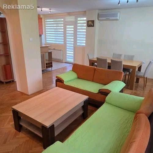 Furnished apartment in Karposh 4
