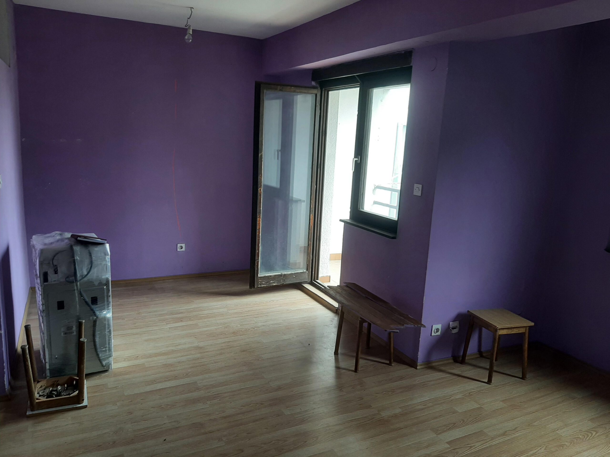 SANRAJS Garsonjera 33 m2 vo posirok centar,odlicna