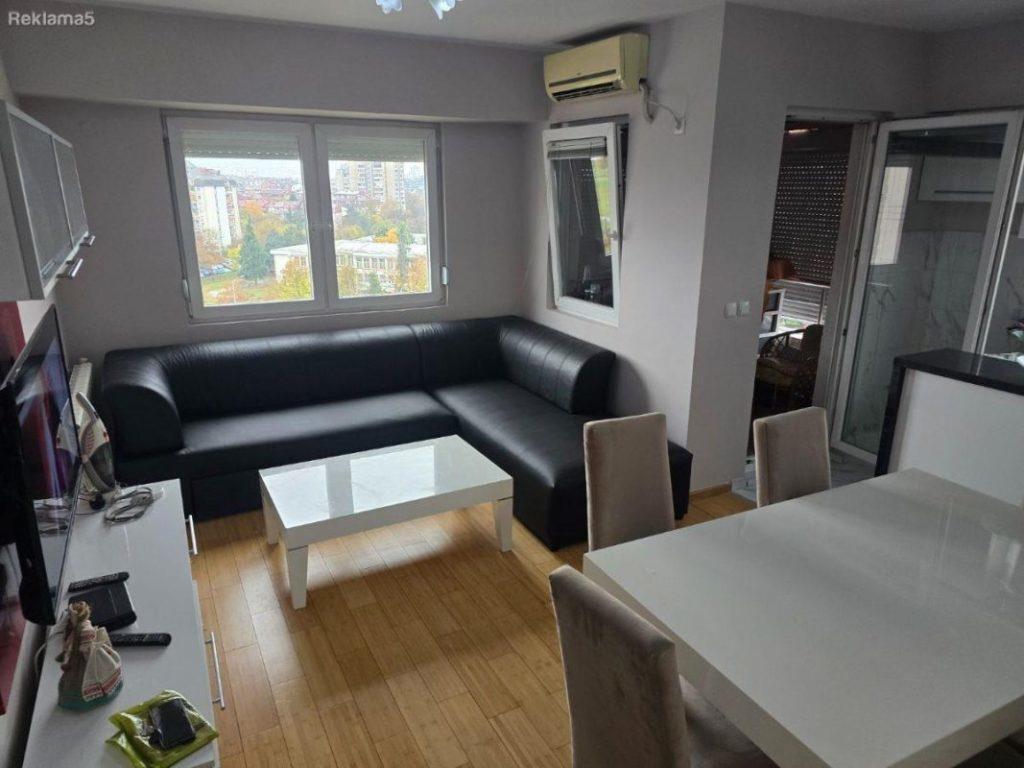 SAVIĆ IS SELLING AN APARTMENT IN NOVI LISICE