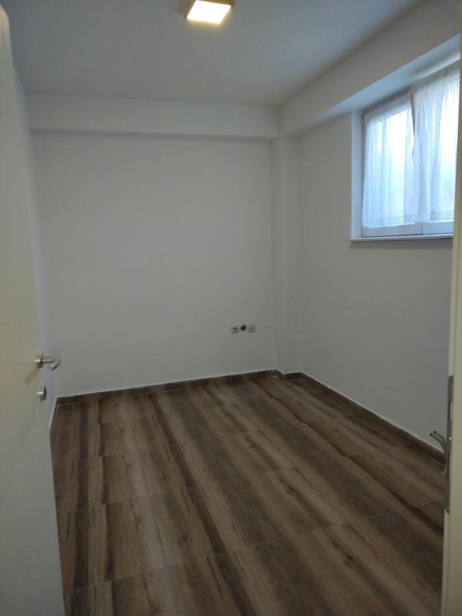 A basement of 64m2 is for sale in Gjorce Petrov