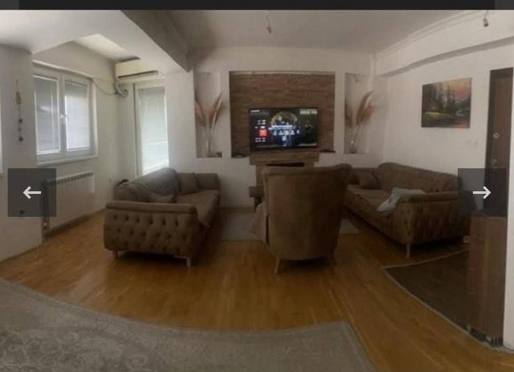 An 88m2 apartment for sale in Zhelezara with three bedrooms