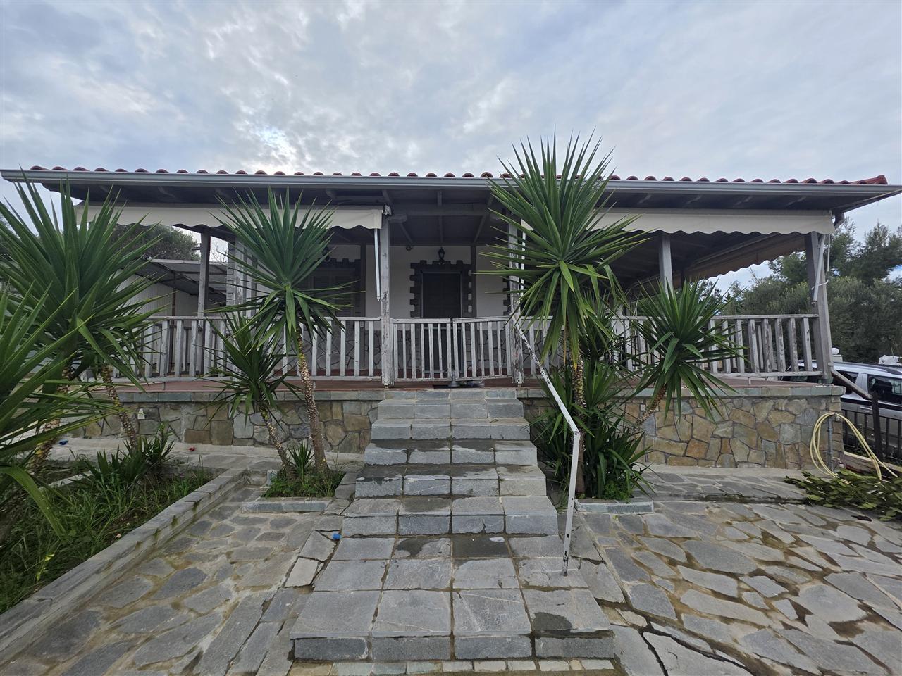 Nea Potidea Halkidiki Detached house 85m2 + 1000m2 plot.