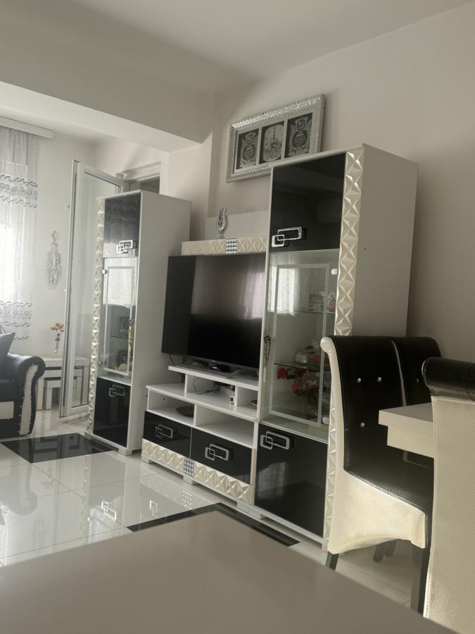 Furnished apartment 91 m2 for sale in Topansko Pole