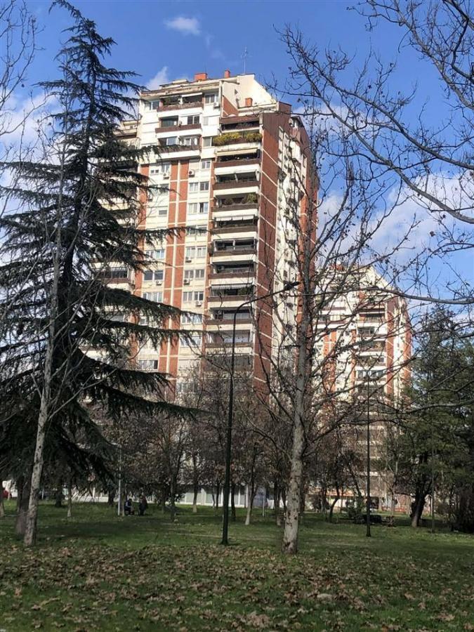 101m2 apartment for sale in Aerodrom