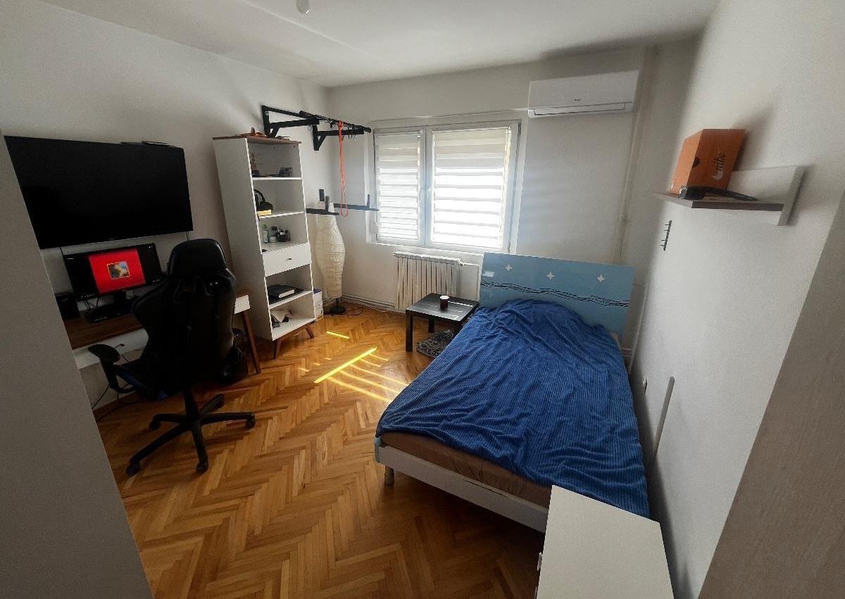 A 78m2 apartment is for sale in Dame Gruev