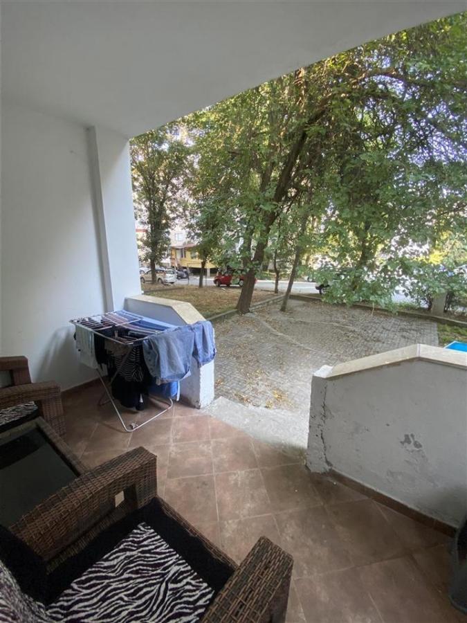 111m2 apartment for sale in Topansko Pole