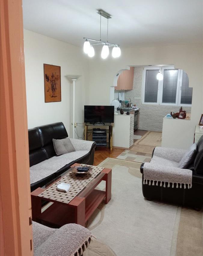 Se prodava stan vo Gorce 1, kaj igralisteto od 73 m2