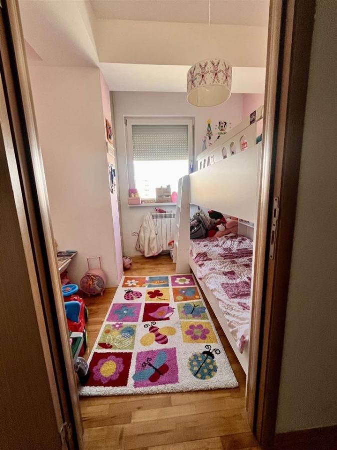 A 53m2 apartment in Aerodrom is for sale