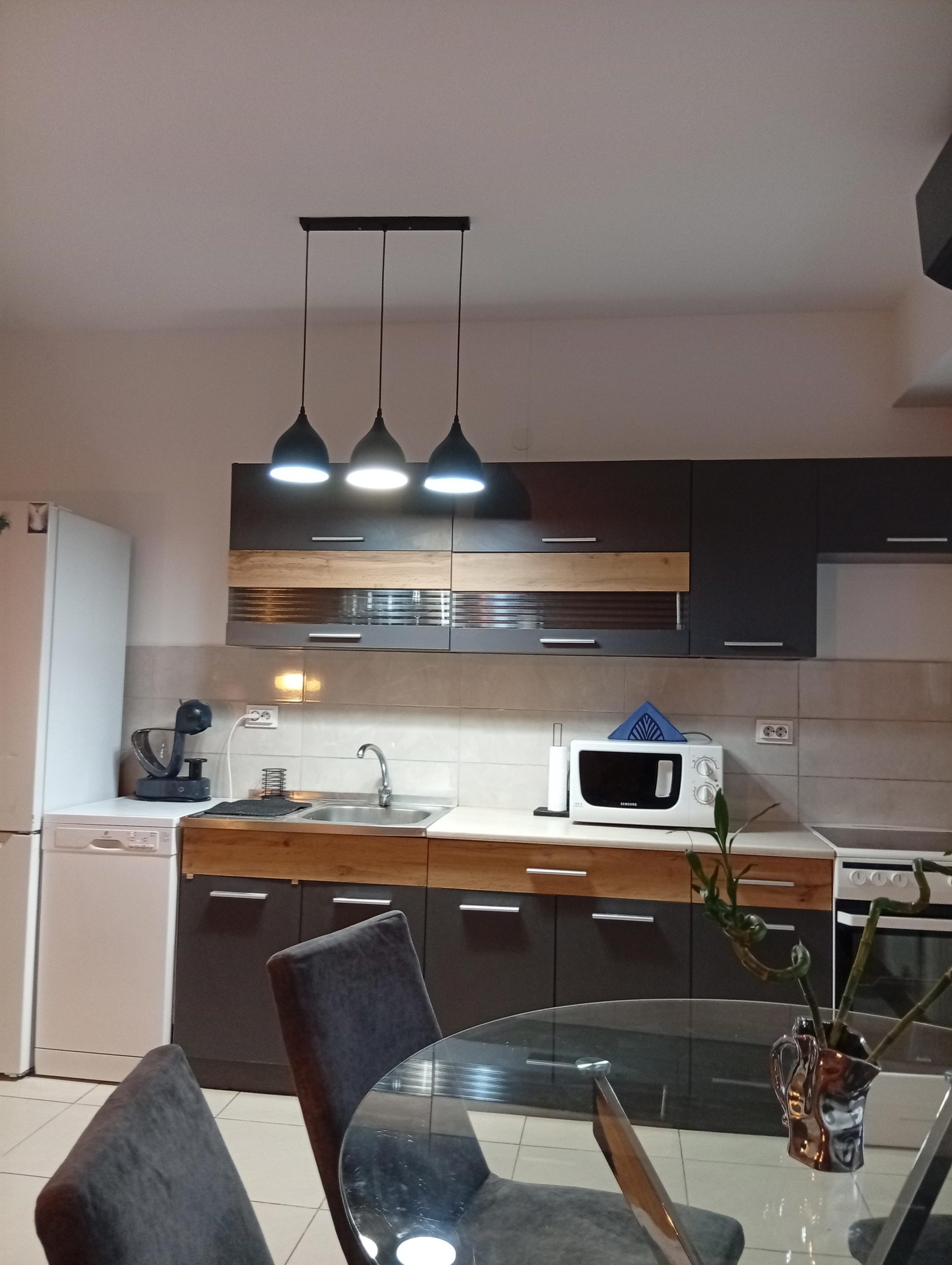 I am selling a 63m/2 apartment on the upper ground floor opposite FON