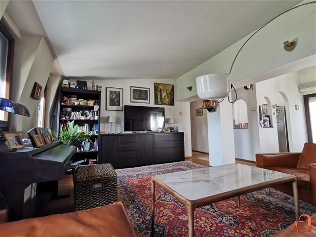 APARTMENT IN OLD AIRPORT, EXCLUSIVE