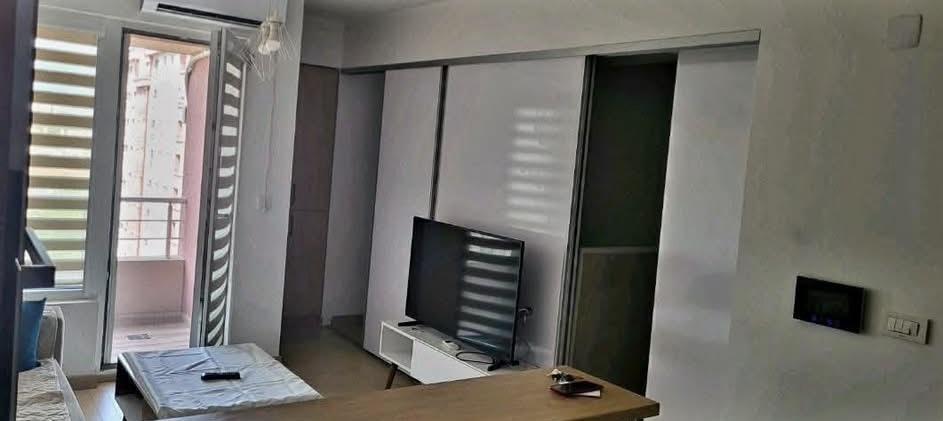 Namesten stan vo Aerodrom 32m2 so 1 spalna i garaza