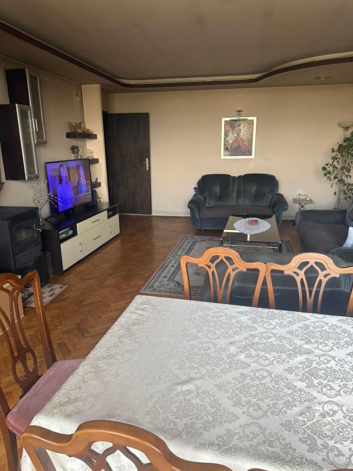 SAVIĆ IS SELLING A HOUSE IN PRIPOR