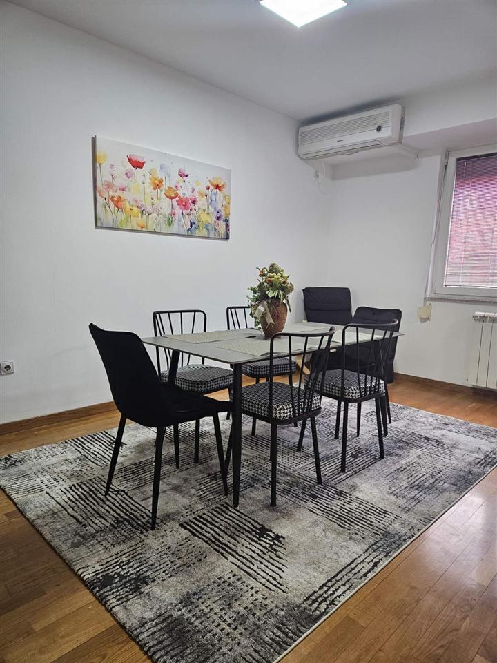FURNISHED APARTMENT FOR SALE NEAR THE CONGREGATIONAL CHURCH