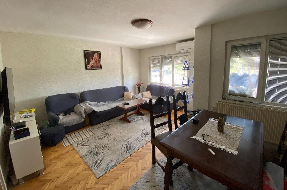 A 70m2 apartment with two bedrooms is for sale in Singelić